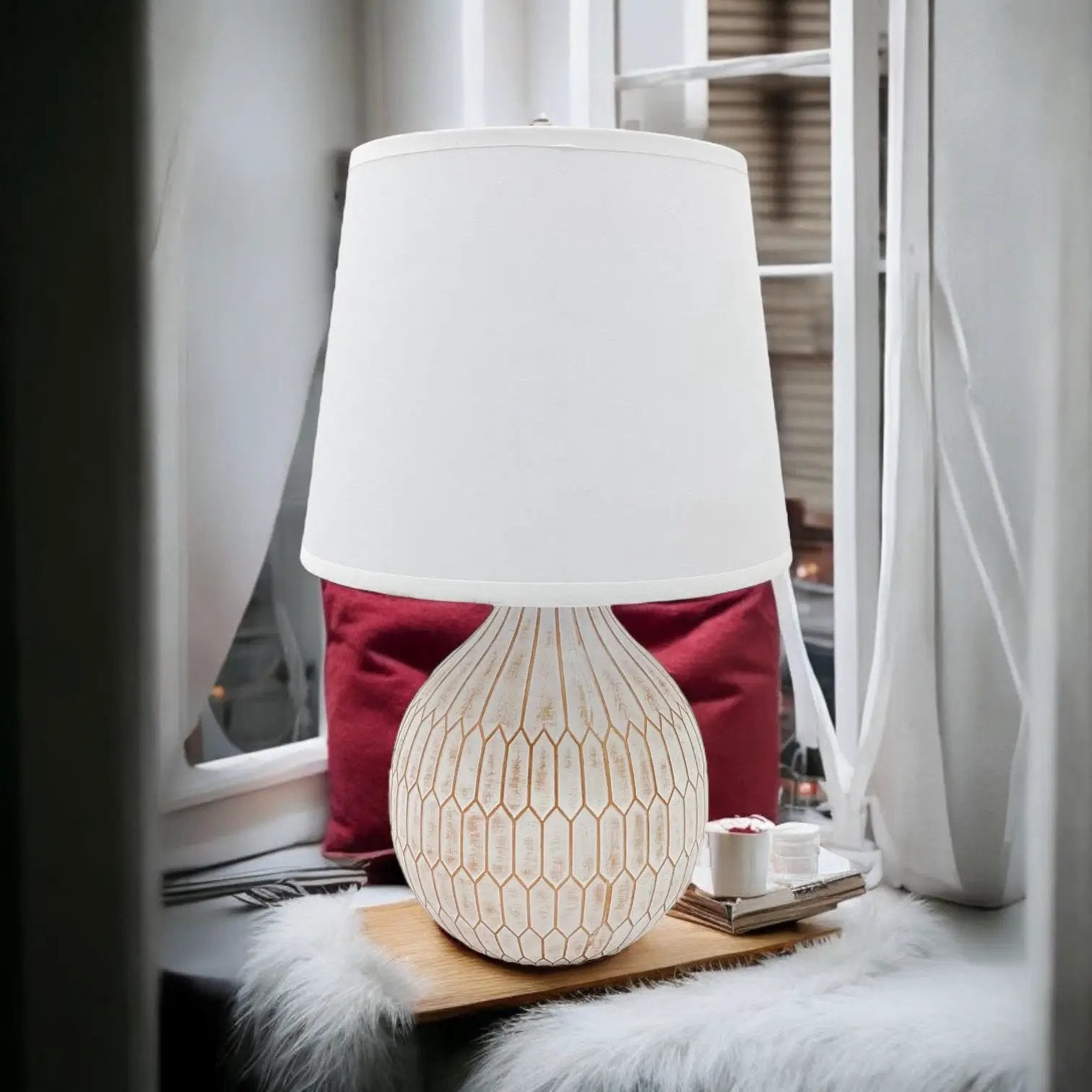 MSL 36X22X22CM TABLE LAMP 9" SHADE - Lamp