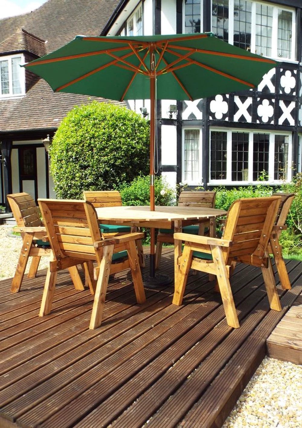 Six Seater Circular Table Garden Set by Charles Taylor Trading