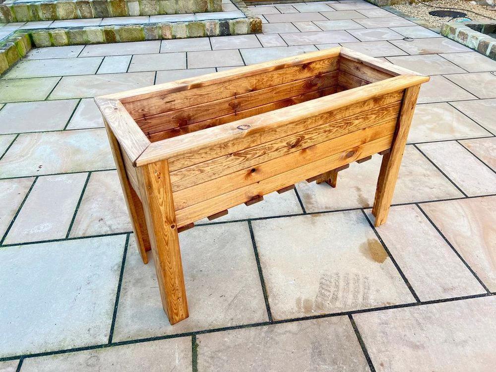 Charles Taylor Trading Extra Large Wiltshire Garden Planter - Uncategorized Garden Storage