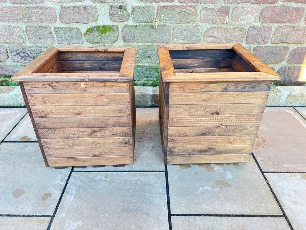 Extra Large Windsor Garden Planter by Charles Taylor Trading