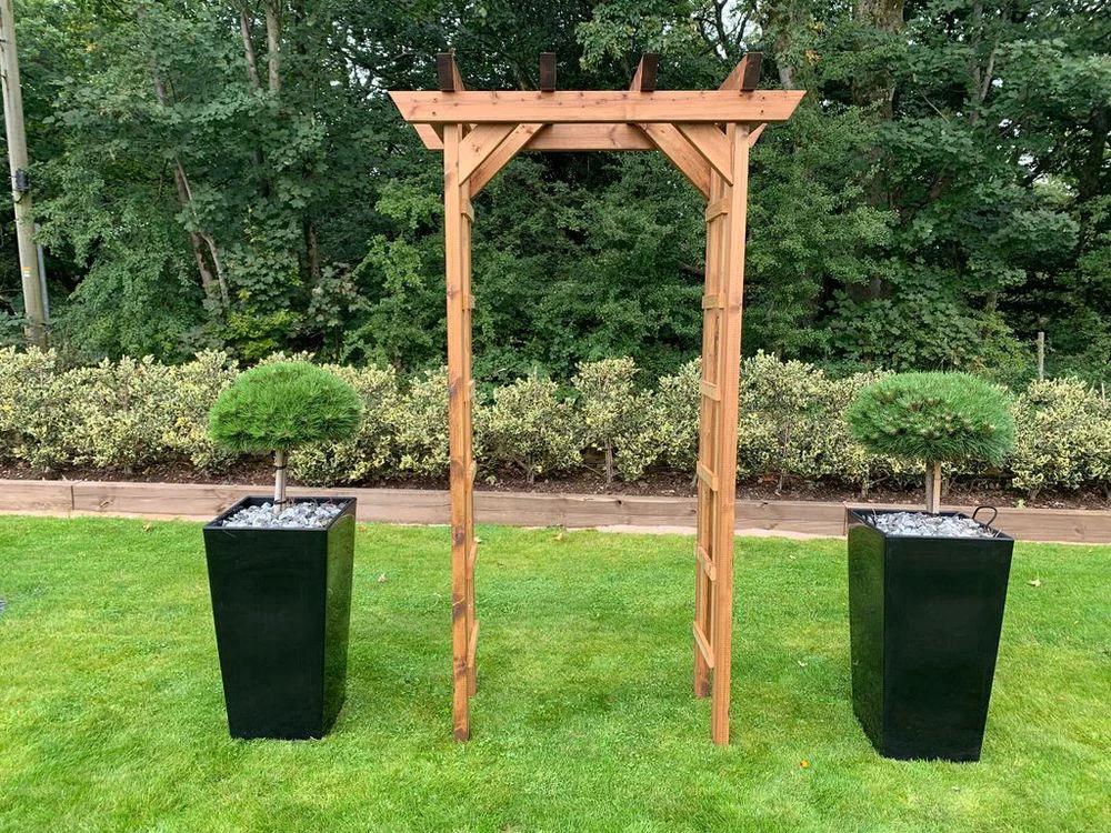 Devonshire Garden Arch by Charles Taylor Trading