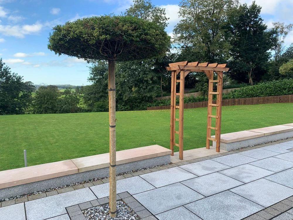 Grand Devonshire Arch - Garden Storage from Charles Taylor Trading
