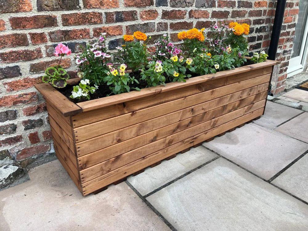 Willougby Garden Trough/Planter by Charles Taylor Trading