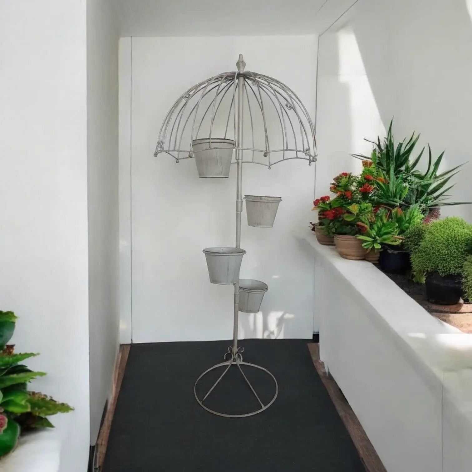 MSL 130CM CREAM METAL GARDEN PLANTER - Planters