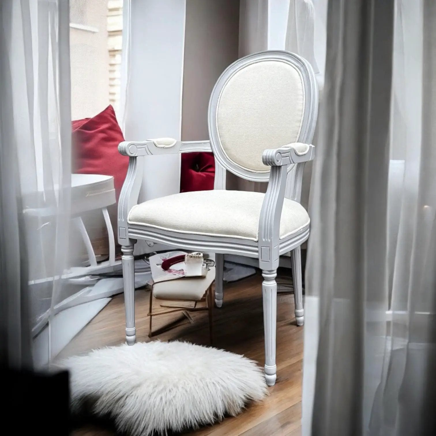 MSL 94CM LINEN FABRIC LOUIS CHAIR - Dining Chairs