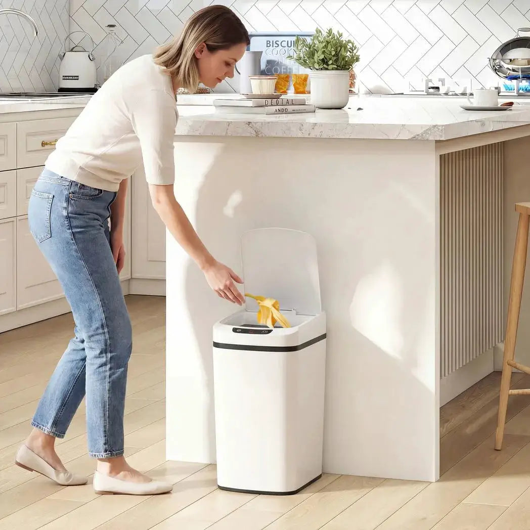 HOMCOM 12L Sensor Bin, Automatic Touchless Motion Sensor Kitchen Bin with Fingerprint Resistant Stainless Steel, White - from HOMCOM