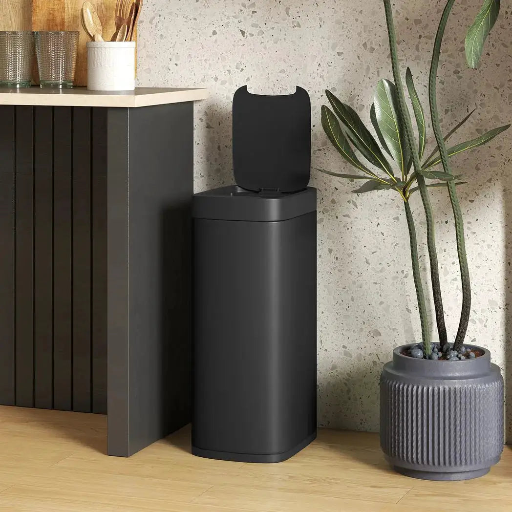 HOMCOM 50L Sensor Bin, Automatic Kitchen Bin, Manual Override, Battery Operated, Inner-Bucket-Free, for Kitchen, Bedroom, Black - from HOMCOM