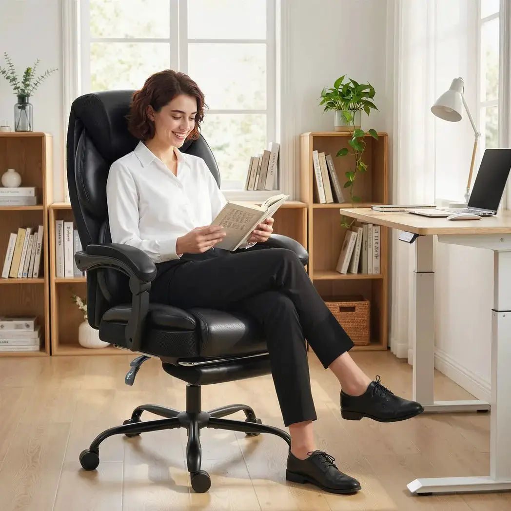 HOMCOM Adjustable Office Chair Reclining Computer Desk Chair with Footrest, Armrest, Casters, Black - from HOMCOM